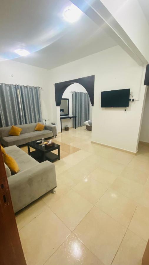 Al Multaqa Hotel Sohar Exterior photo